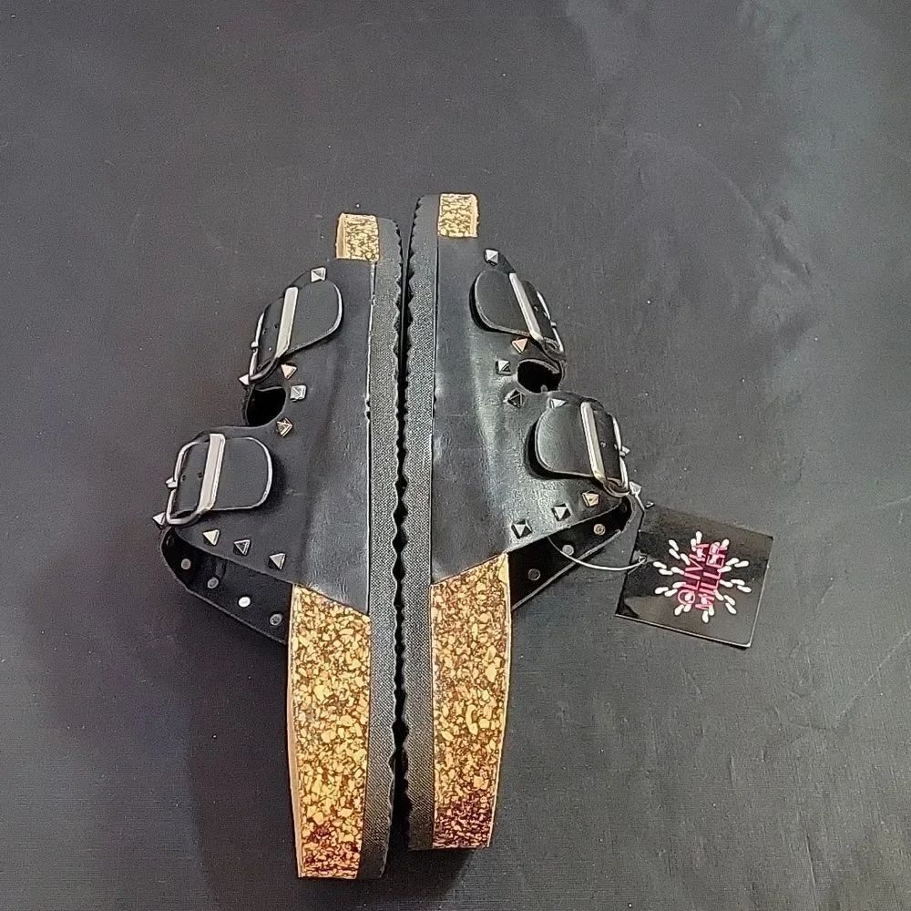 BRAND NEW OLIVIA MILLER DOUBLE STRAP PYRAMID STUDDED DETAILING ROUND TOE SANDAL - Picture 10 of 13